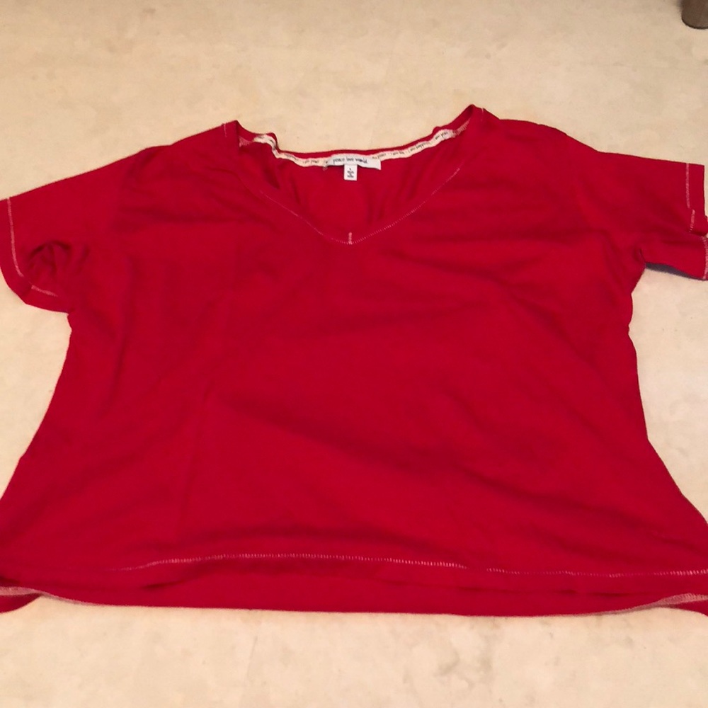 Red tee